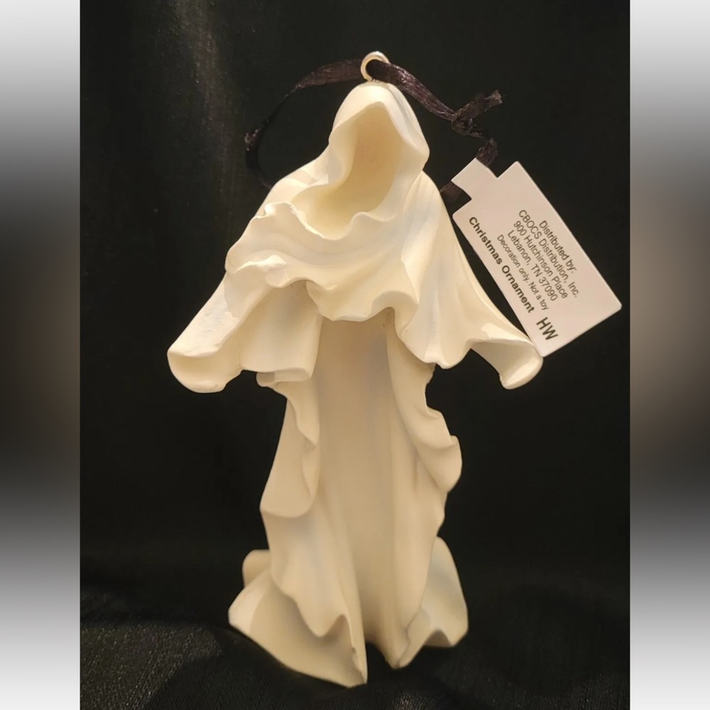 2023 Cracker Barrel Halloween White Ghost 4.5” Ornament Resin Figure Exclusive